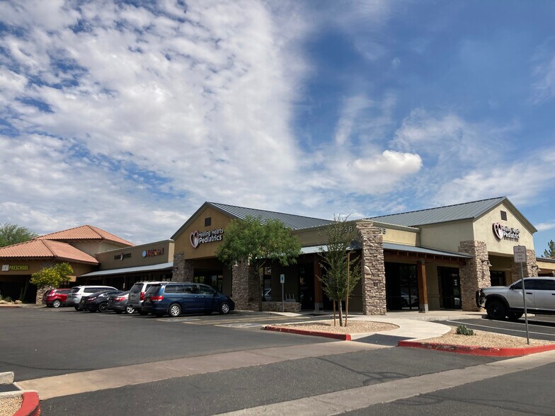 21803 S Ellsworth Rd, Queen Creek, AZ à louer - Photo du bâtiment - Image 2 de 7