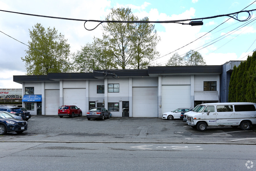 1487 Barrow St, North Vancouver, BC for lease - Building Photo - Image 2 of 2