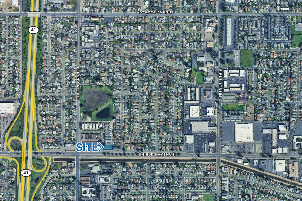 2625 E Shields Ave, Fresno, CA for lease Primary Photo- Image 1 of 2