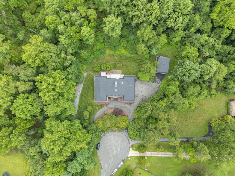 17801-17805 October Ct, Derwood, MD à vendre - Photo du bâtiment - Image 3 de 27