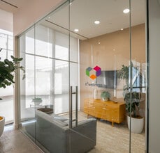 3130 Wilshire Blvd, Santa Monica, CA for lease Building Photo- Image 1 of 4