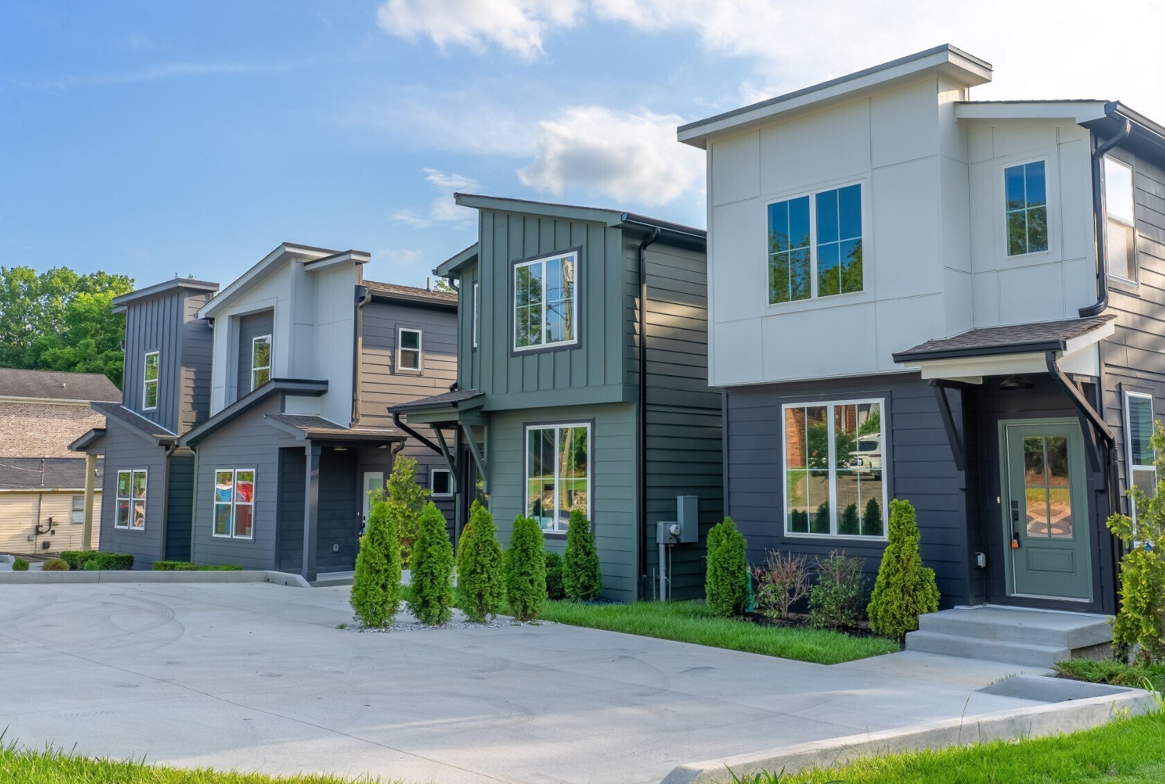 2118-2120 Burns St, Nashville, TN for sale Primary Photo- Image 1 of 1