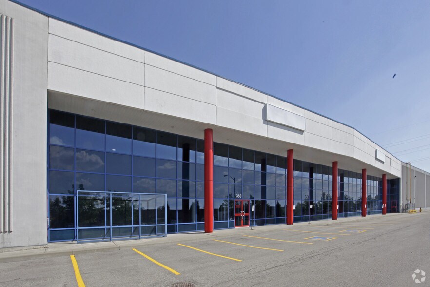 350 Admiral Blvd, Mississauga, ON à louer - Photo du bâtiment - Image 3 de 3