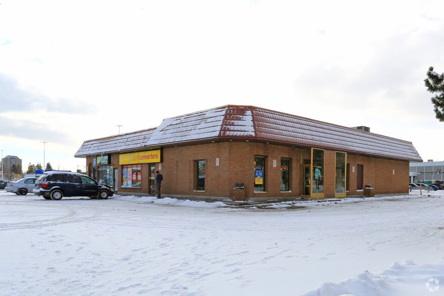 1335 Weber St E, Kitchener, ON for sale - Building Photo - Image 1 of 1