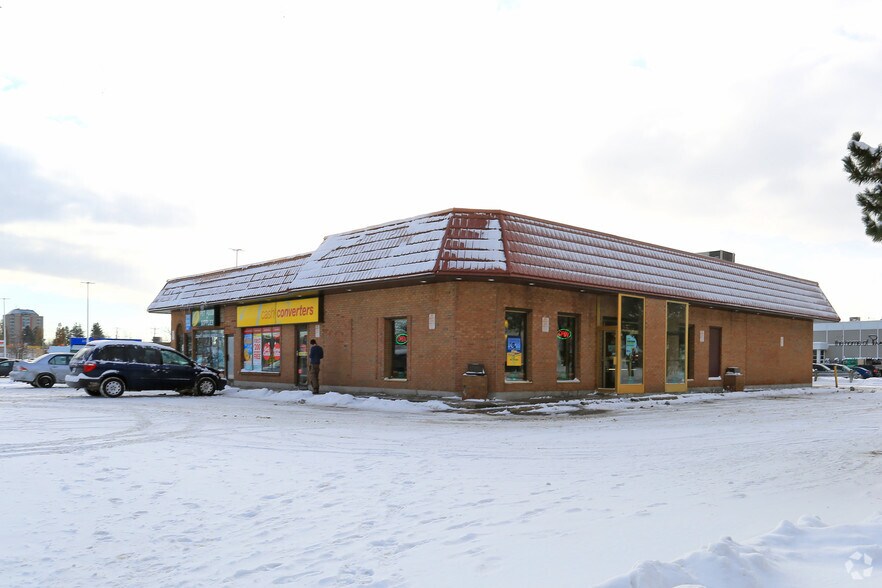 1335 Weber St E, Kitchener, ON à vendre - Photo du bâtiment - Image 1 de 1