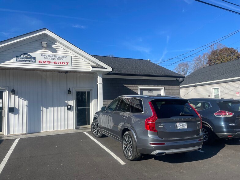 2016 Lakeside Dr, Lynchburg, VA for lease - Building Photo - Image 2 of 5