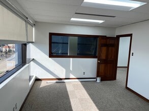 3200 Ridgelake Dr, Metairie, LA à louer Photo intérieure- Image 2 de 7