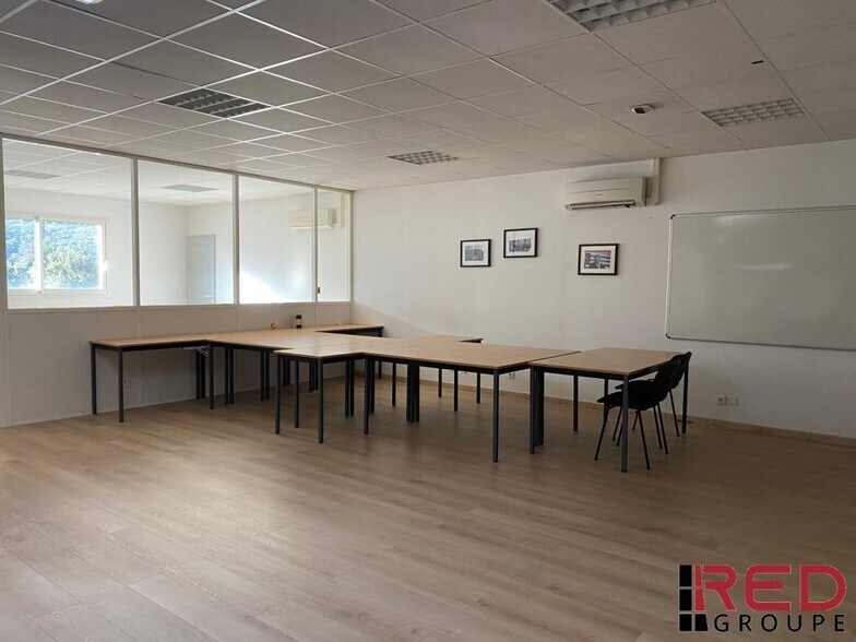 Gémenos, Gémenos for lease - Interior Photo - Image 1 of 7