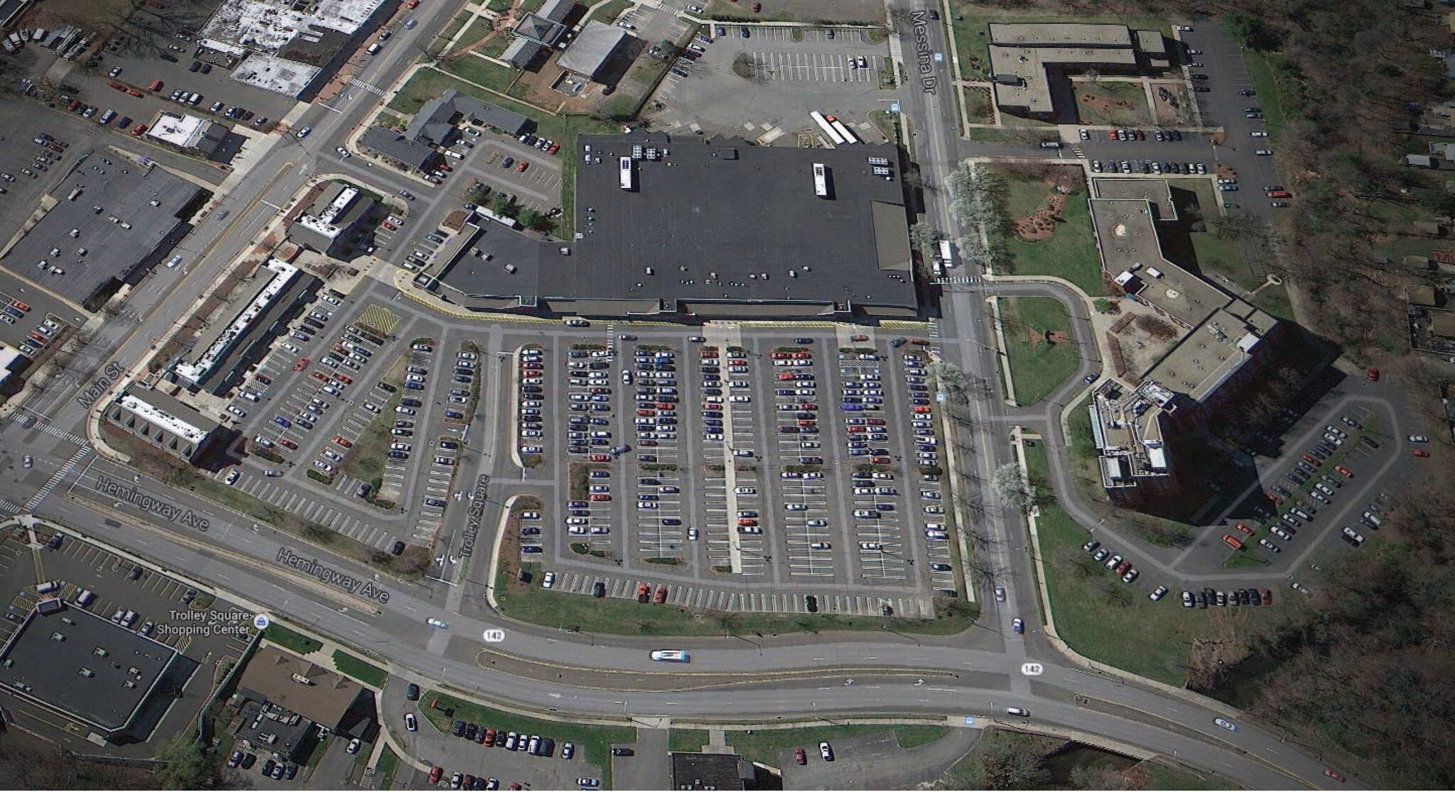 346-370 Hemingway Ave, East Haven, CT à louer Photo du bâtiment- Image 1 de 2