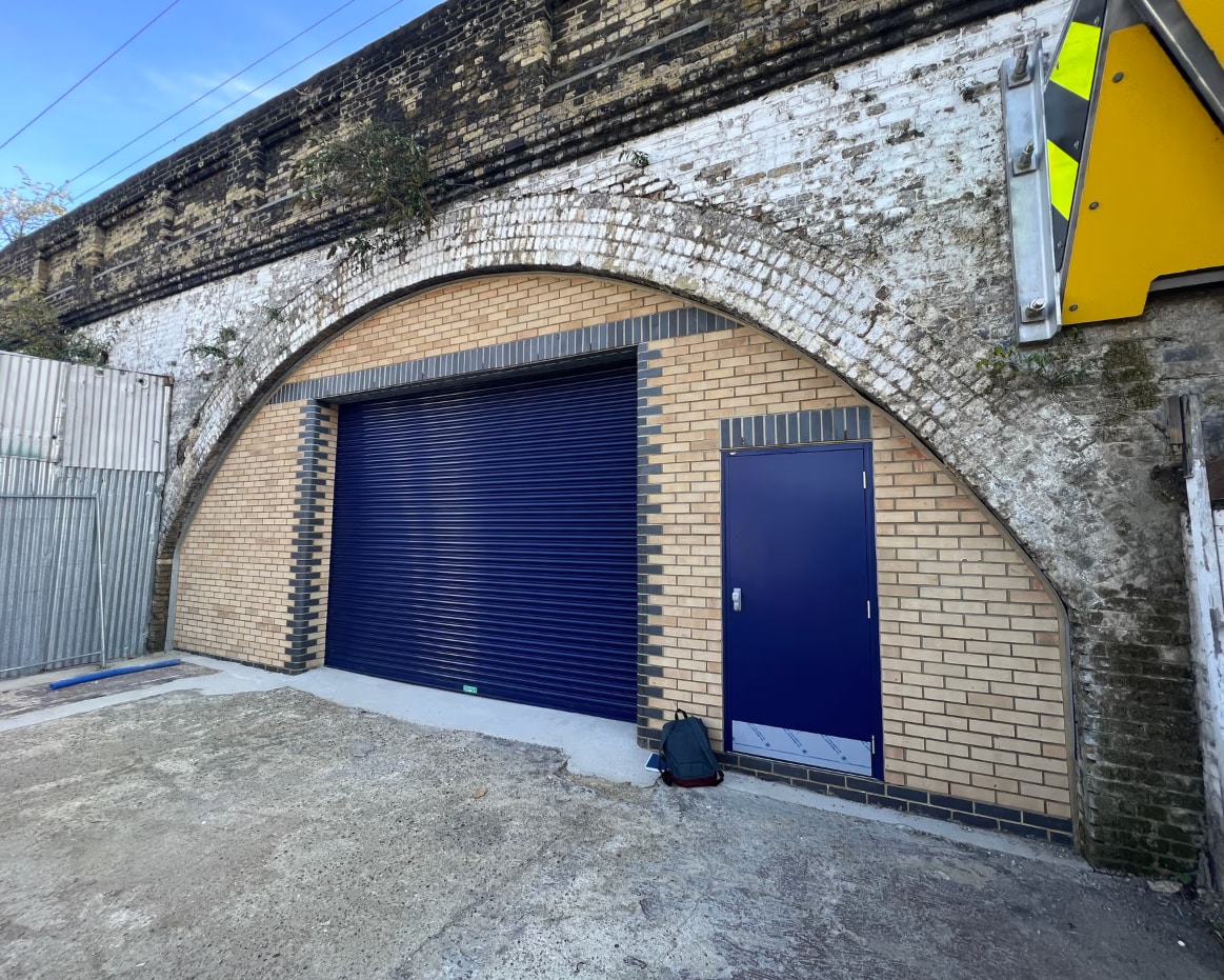 364-368 Winchelsea Rd, Londres à louer Photo du bâtiment- Image 1 de 3