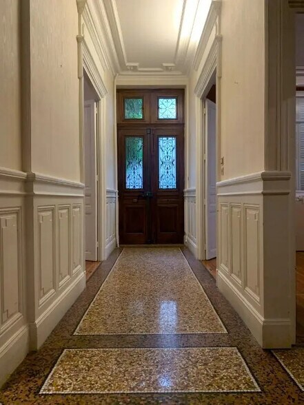 Office in Dijon for sale - Interior Photo - Image 3 of 7