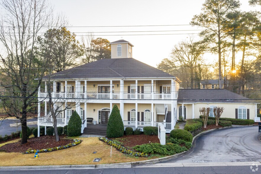 3055 Lorna Rd, Birmingham, AL à louer - Photo du bâtiment - Image 1 de 17