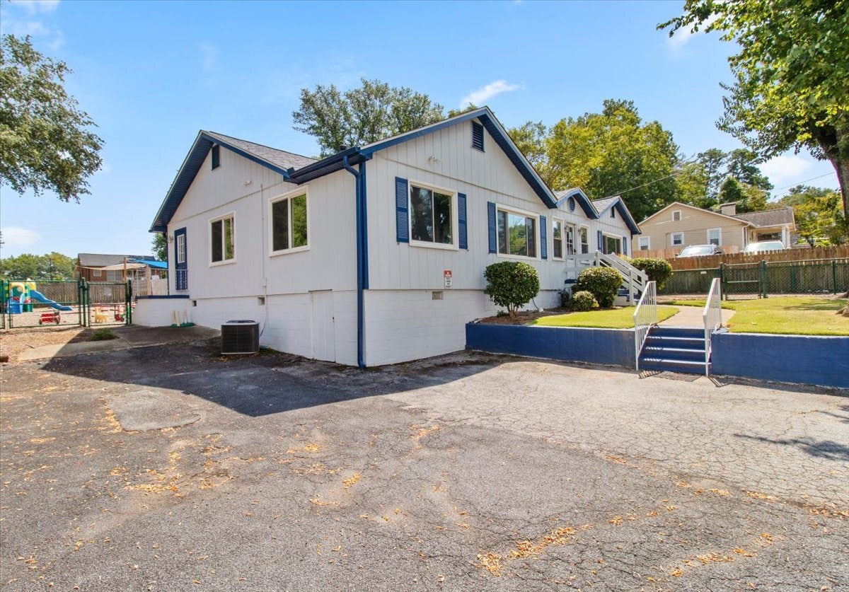 57 Merritt St SE, Marietta, GA for sale Primary Photo- Image 1 of 52