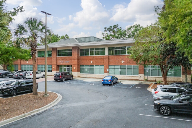 More details for 735 Johnnie Dodds Blvd, Mount Pleasant, SC - Office for Lease