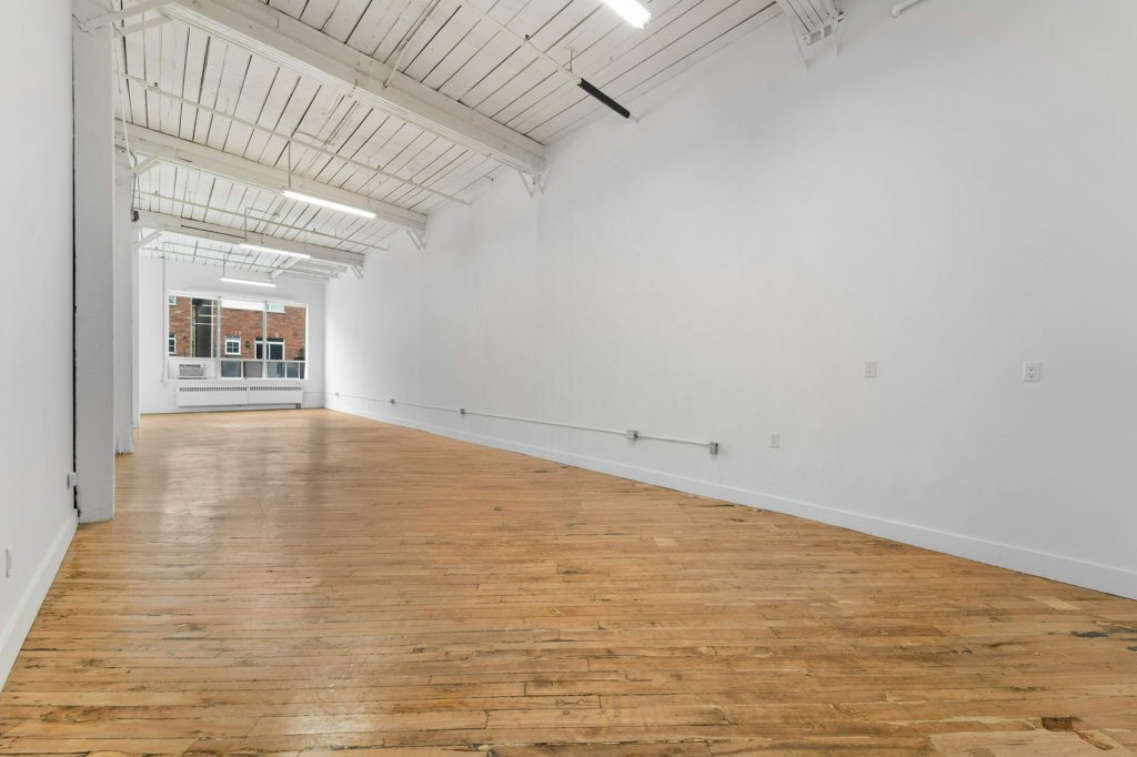 276 Carlaw Av, Toronto, ON for lease Interior Photo- Image 1 of 4