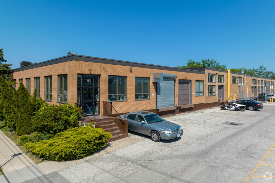 45 Cranfield Rd, Toronto, ON for lease - Building Photo - Image 1 of 5