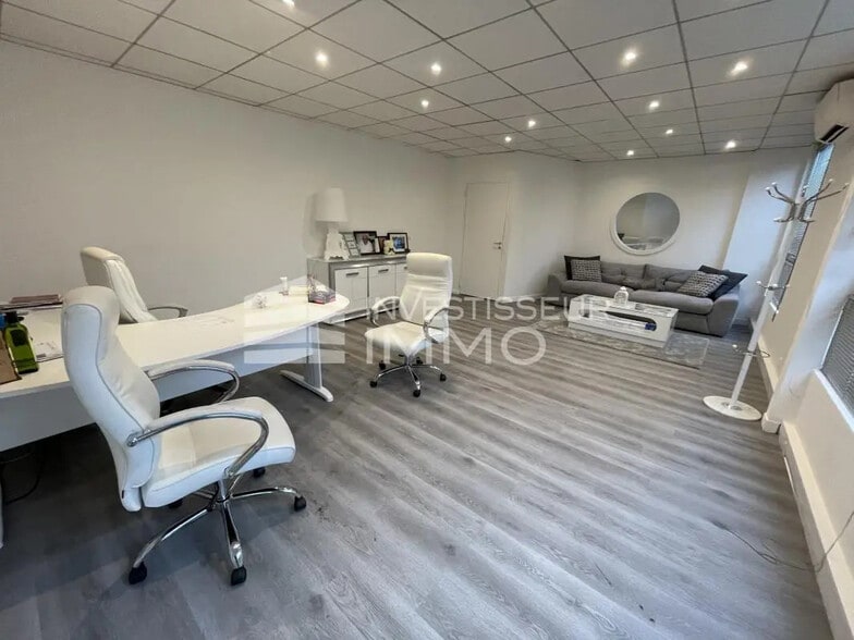 Industriel dans Torcy à vendre - Photo intérieure - Image 3 de 3