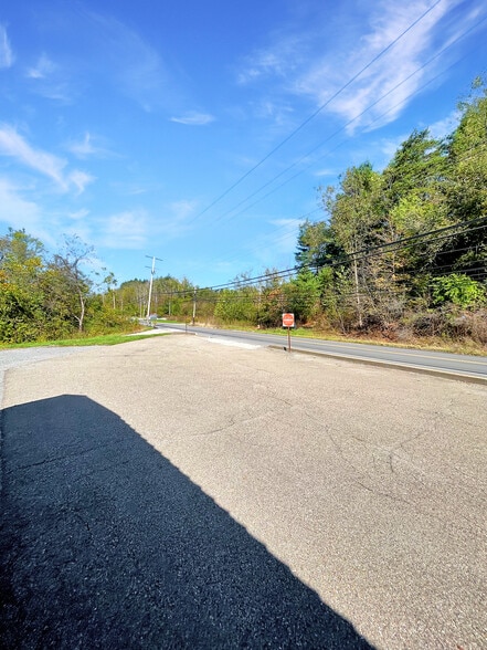 703 US-30, Imperial, PA à louer - Photo du bâtiment - Image 3 de 32