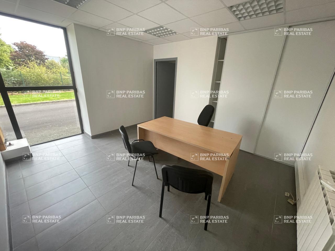 Flex in Thorigné-Fouillard for lease Interior Photo- Image 1 of 7