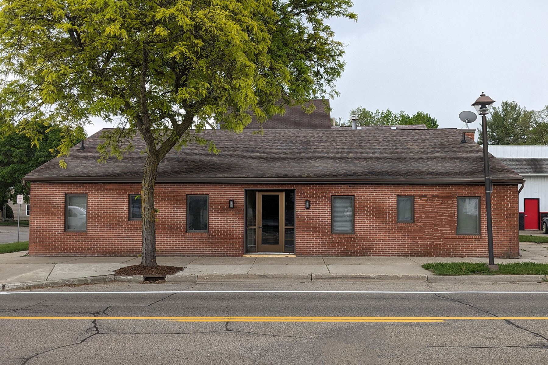 303 W Superior St, Alma, MI à louer Photo du bâtiment- Image 1 de 10