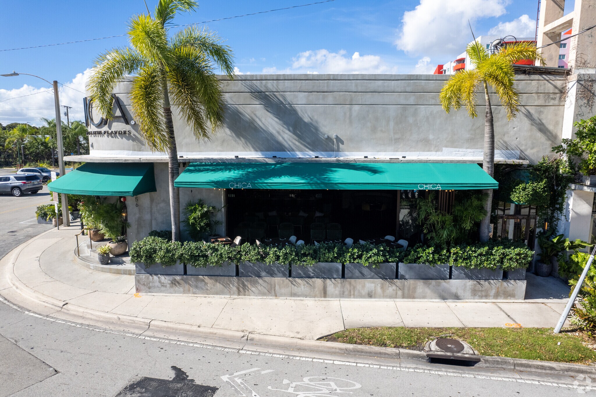 5556 NE 4th Ct, Miami, FL à vendre Photo principale- Image 1 de 16