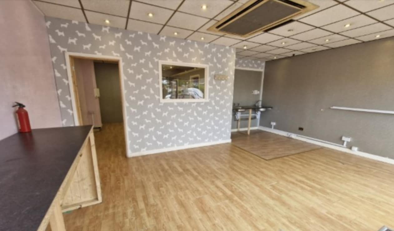 1-6 Charterfield Dr, Kingswinford à louer Photo du bâtiment- Image 1 de 5