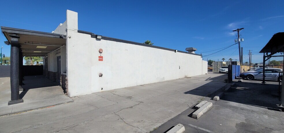 1612 E Southern Ave, Phoenix, AZ à vendre - Photo du bâtiment - Image 2 de 11