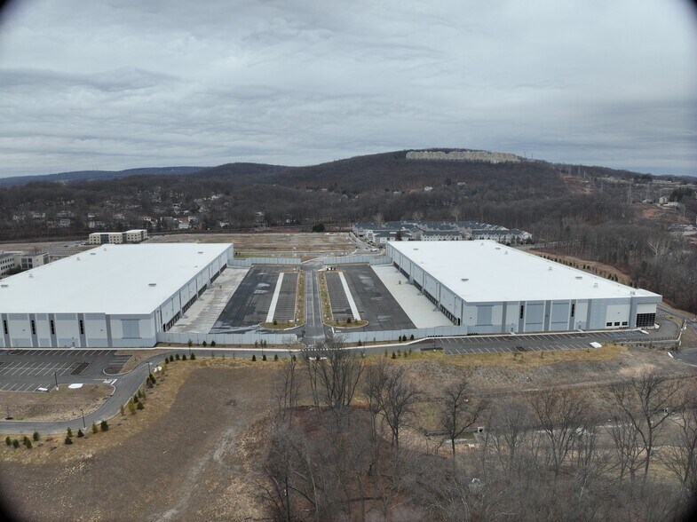 201 Tabor Rd, Morris Plains, NJ à louer - Communauté Matterport - Image 3 de 31