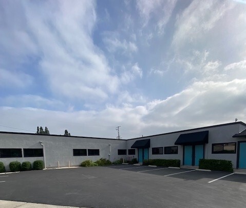 160 Centennial Way, Tustin, CA for lease - Building Photo - Image 2 of 6