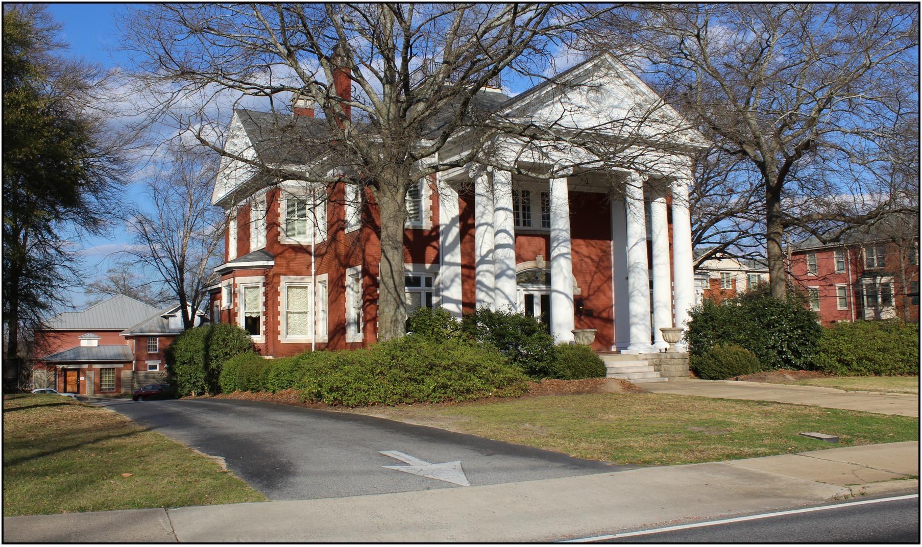 2025 Vineville Ave, Macon, GA à vendre Photo du bâtiment- Image 1 de 1