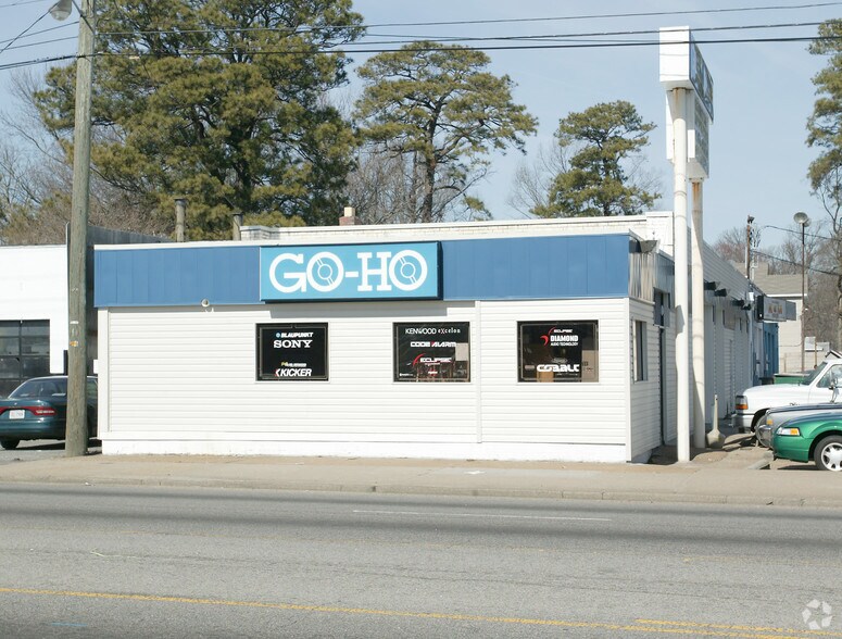 894 E Little Creek Rd, Norfolk, VA à vendre - Photo du bâtiment - Image 3 de 35