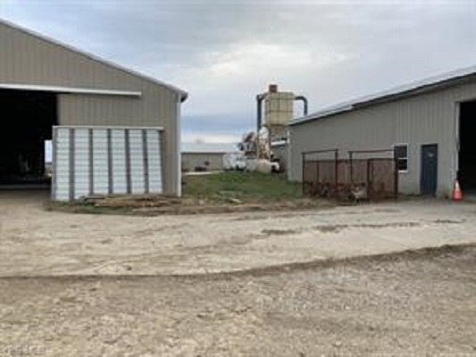 66310 Pisgah Rd, Quaker City, OH à vendre - Photo du bâtiment - Image 2 de 25