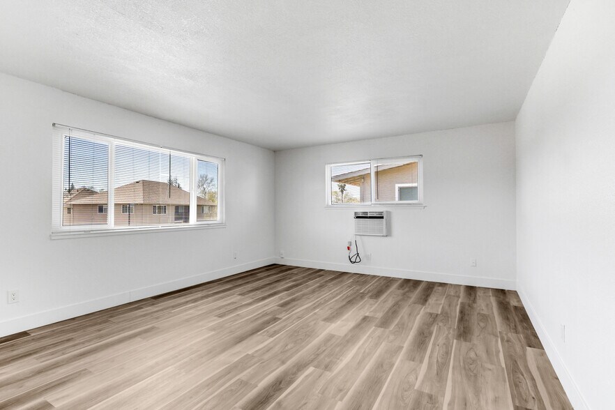 3355 Lerwick Rd, Sacramento, CA à vendre - Photo du bâtiment - Image 2 de 26