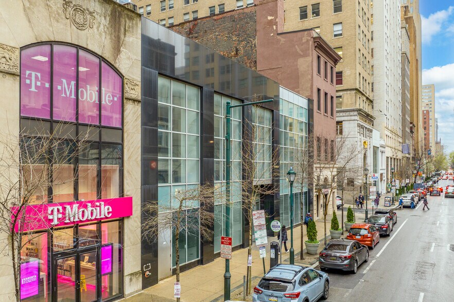 1510 Walnut St, Philadelphia, PA à louer - Photo du bâtiment - Image 2 de 22