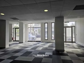 Office in Lyon for lease Interior Photo- Image 2 of 9