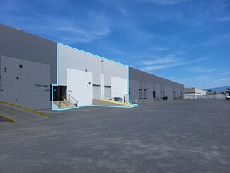 Plus de détails pour 1481-1497 N Main St, Orange, CA - Industriel à louer