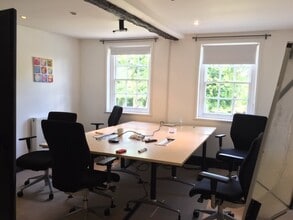 14 West Mills, Newbury for lease Interior Photo- Image 1 of 3