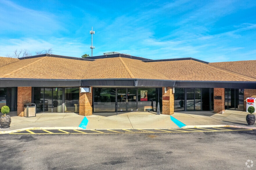 1911 Old Fairfield Rd, Beavercreek, OH à louer - Photo du bâtiment - Image 3 de 4