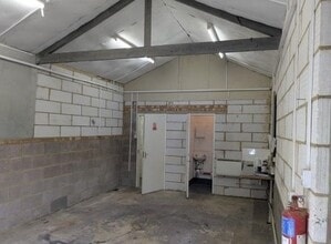 15 Grant Rd, Wellingborough à louer Photo intérieure- Image 1 de 2