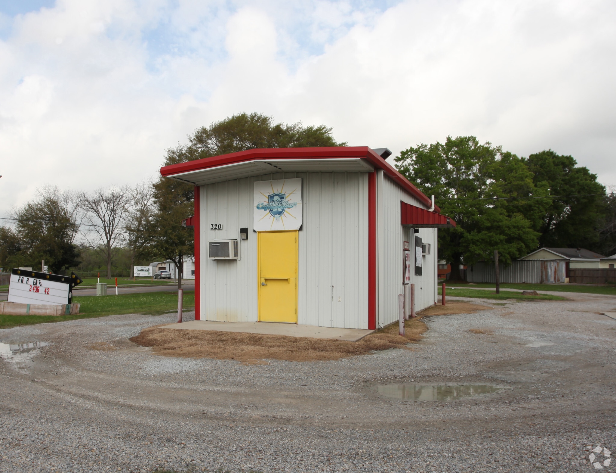 320 W Willow St, Lafayette, LA à vendre Photo principale- Image 1 de 5