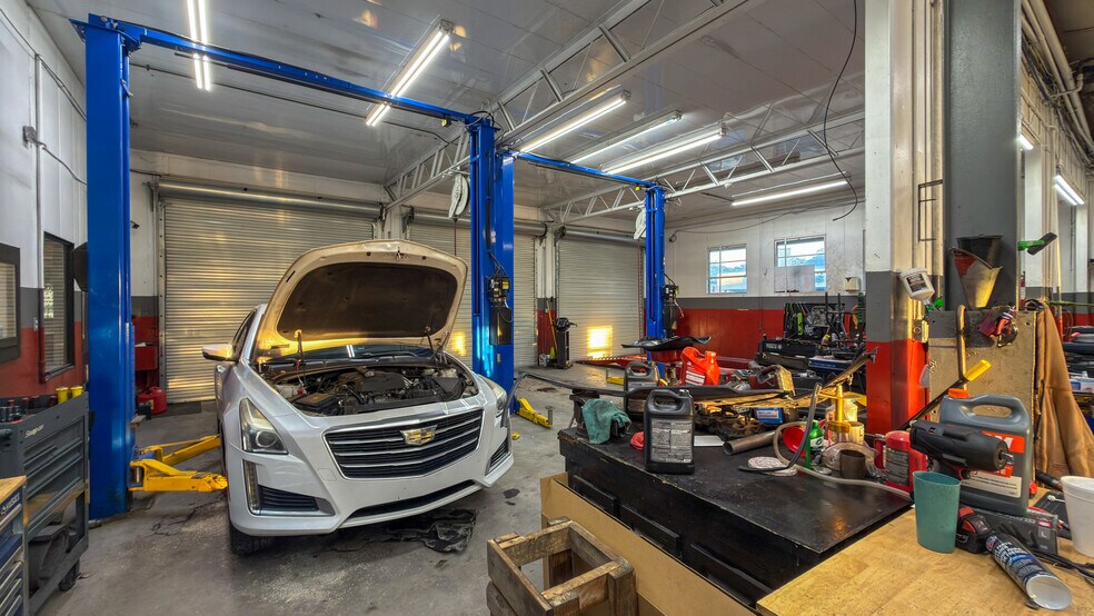 5275 N Davis Hwy, Pensacola, FL à vendre - Photo du bâtiment - Image 2 de 13