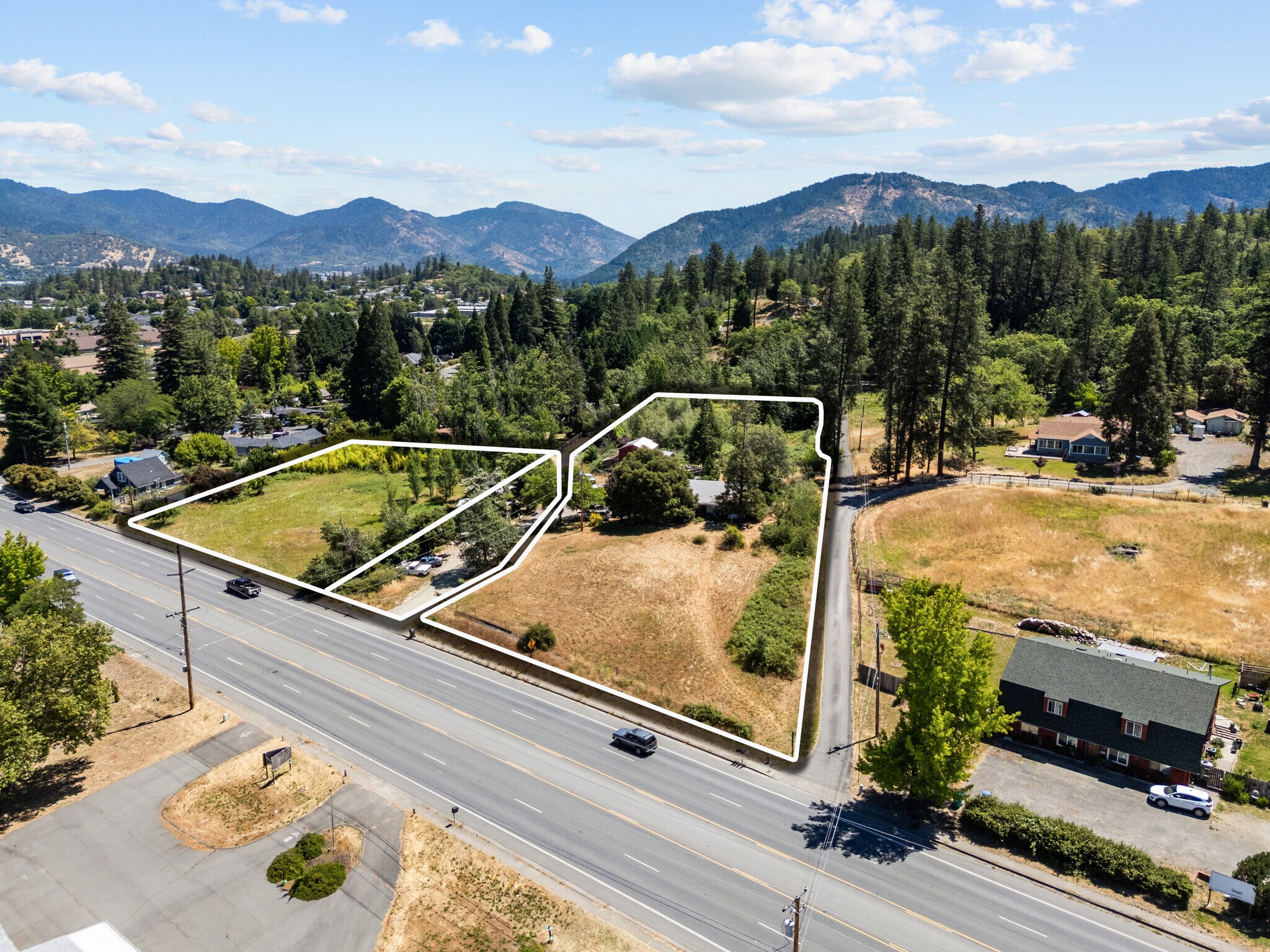 2119 Williams Hwy, Grants Pass, OR à vendre Aérien- Image 1 de 15