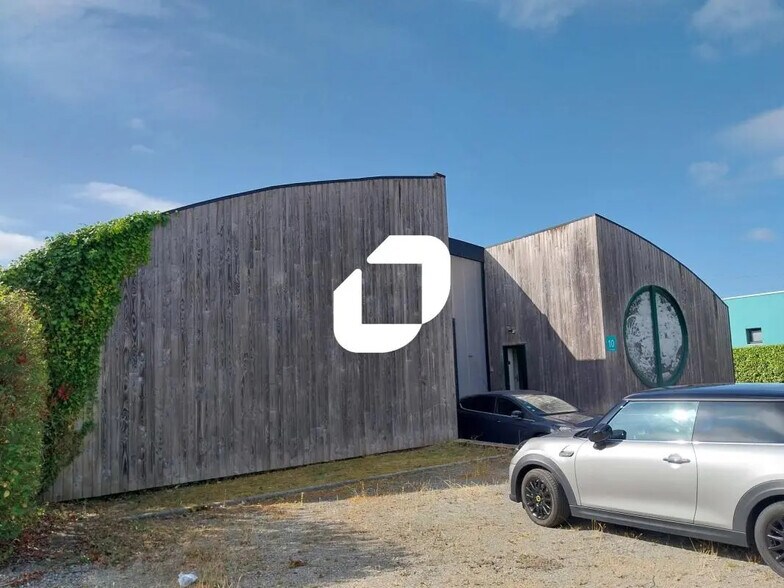 Flex dans Treillières à louer - Photo du bâtiment - Image 2 de 9