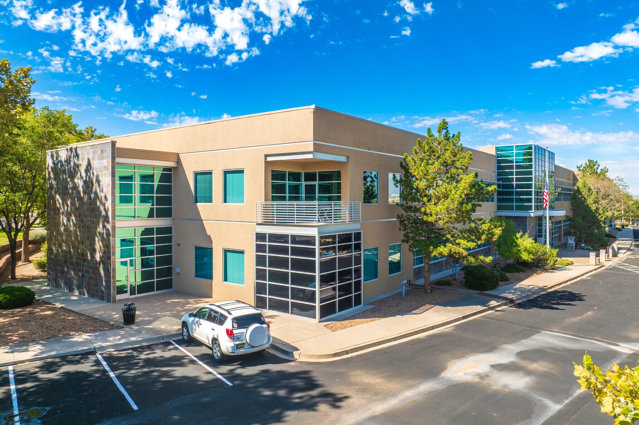 4900 Lang Ave NE, Albuquerque, NM à louer Photo du bâtiment- Image 1 de 27