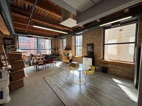 303 W Erie St, Chicago, IL for lease Interior Photo- Image 2 of 12