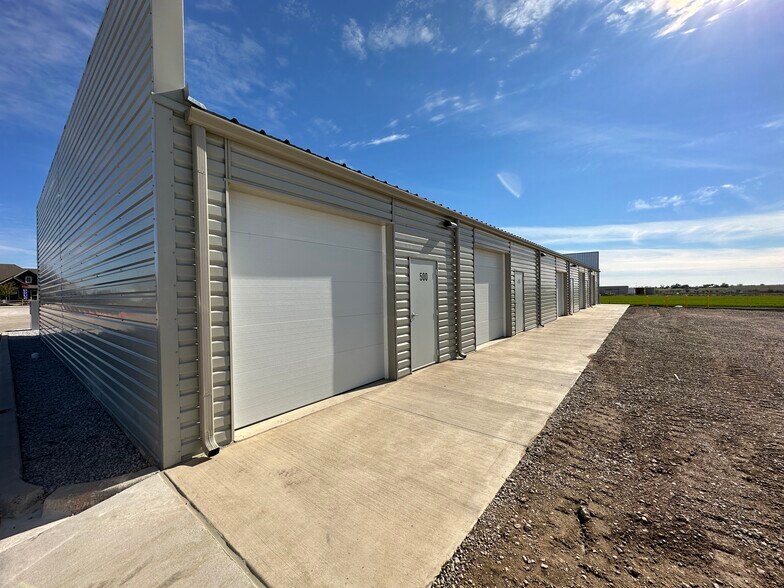 15137 S County Line Rd, Justin, TX à louer - Photo du bâtiment - Image 2 de 6