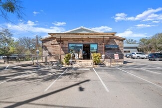More details for 330 W Mercer St, Dripping Springs, TX - Office for Lease