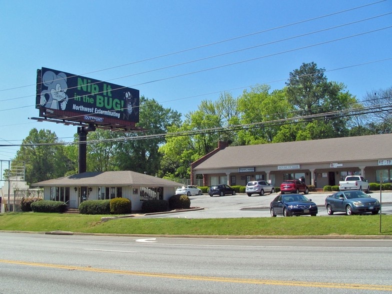 3551 Macon Rd, Columbus, GA for lease - Primary Photo - Image 1 of 15