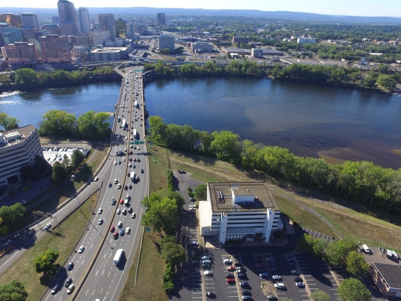 800 Connecticut Blvd, East Hartford, CT for lease - Aerial - Image 1 of 5