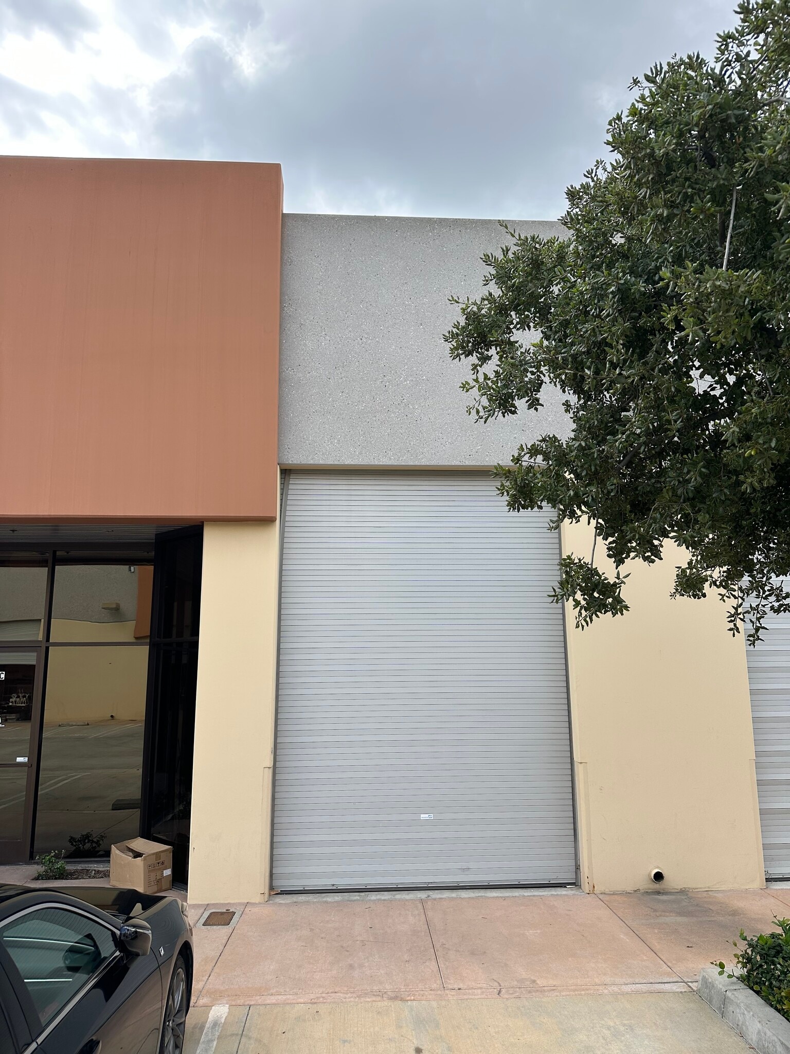 9009 Canoga Ave, Canoga Park, CA for lease Building Photo- Image 1 of 2